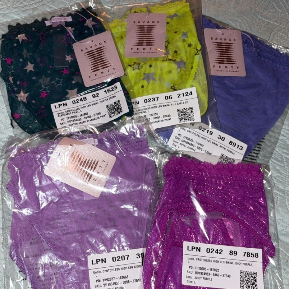 Savage X Fenty Crotchless Panties - 5 Lg